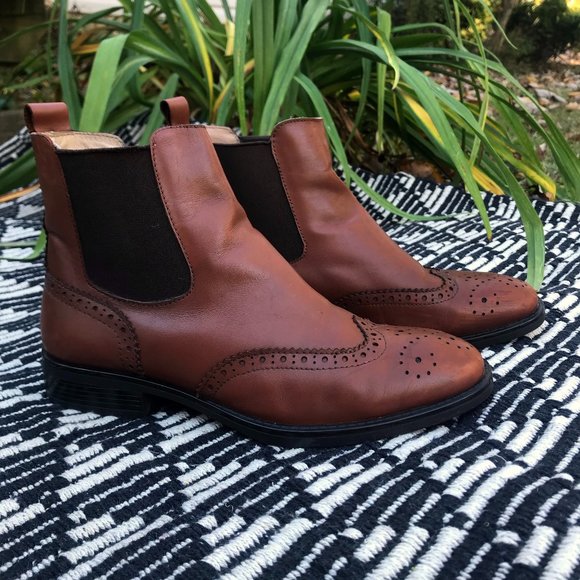 U-lite Shoes - Wingtip Chelsea Boots, size 7